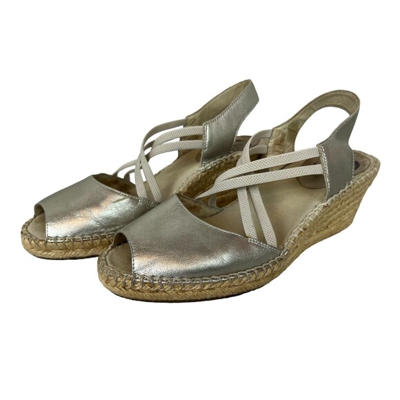 Abeo Biosystems Delano Espadrille  Women's Size 7N  Gold Leather Wedge Sandals - Picture 1 of 14